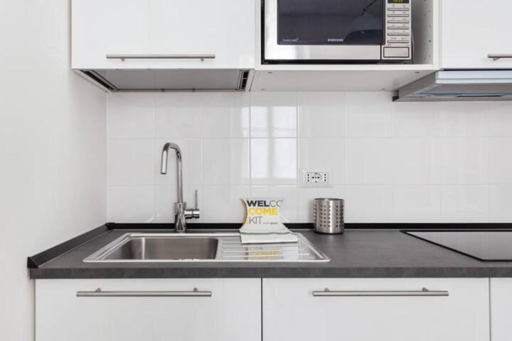 Isola And Zara Comfortable Apartment Milán Exteriér fotografie