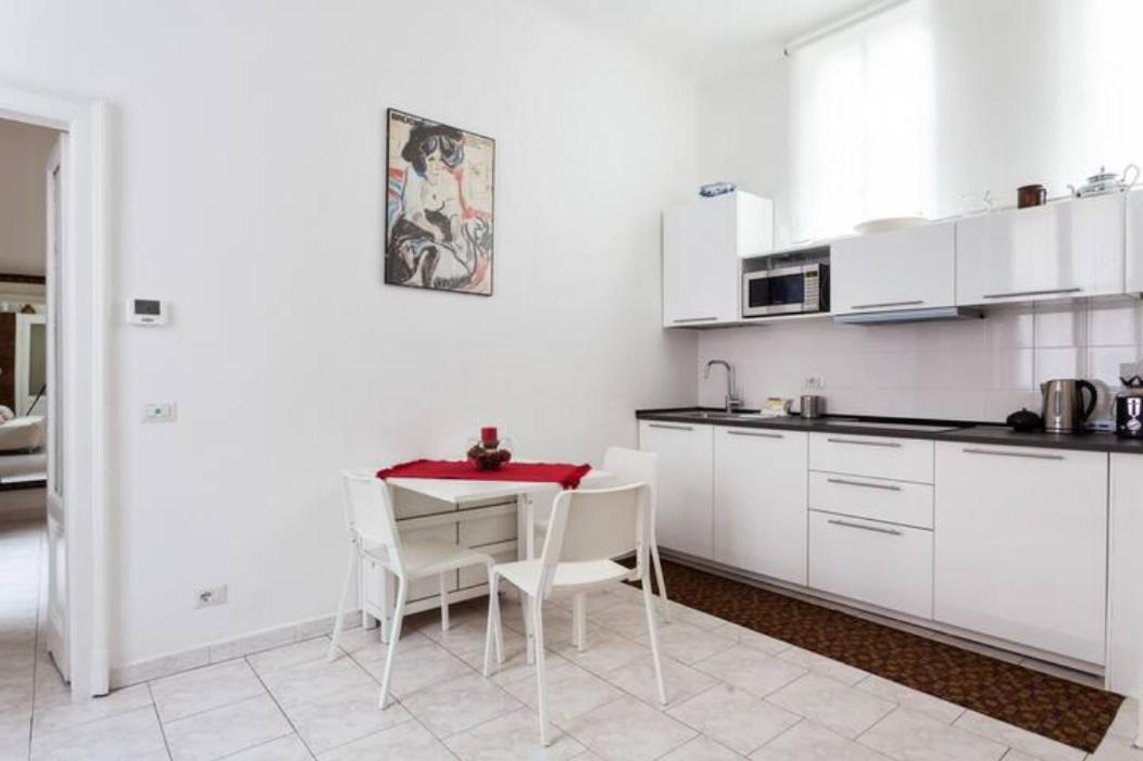 Isola And Zara Comfortable Apartment Milán Exteriér fotografie