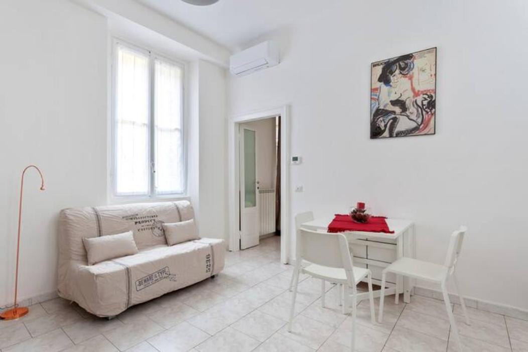 Isola And Zara Comfortable Apartment Milán Exteriér fotografie